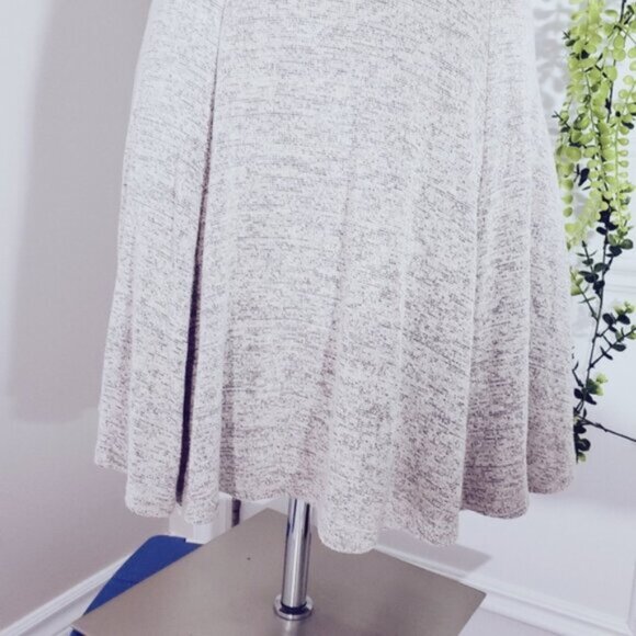 Gray ACEMI Warm Grey Heather Ballet Style Skater Dress- Small - Picture 9 of 13